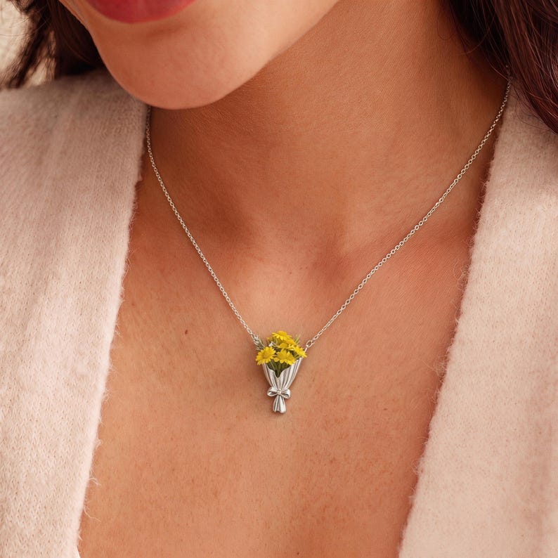 💐Floral Bouquet Necklace - Flower Holder Pendant